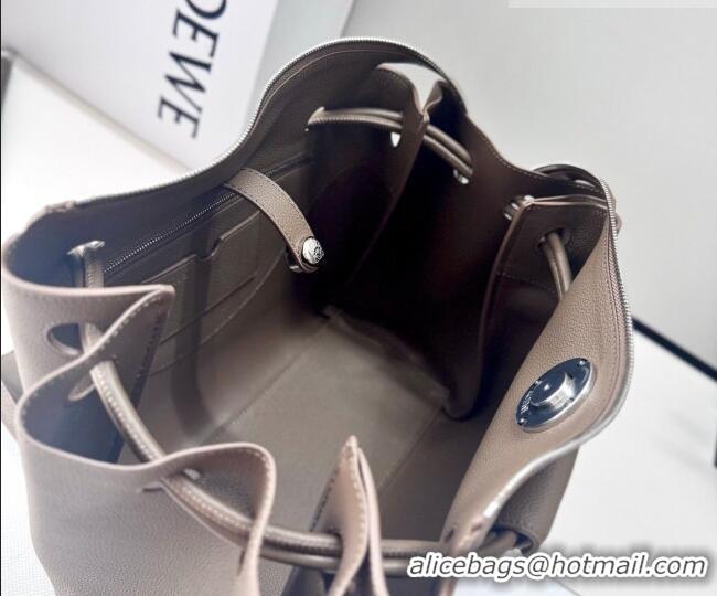 Grade Design Loewe Medium Madrid bag in supple grained calfskin 052451 Taupe 2026