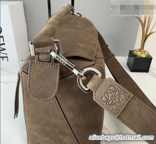 Trendy Design Loewe Large Puzzle Edge bag in grained nubuck 052446 Tundra 2026