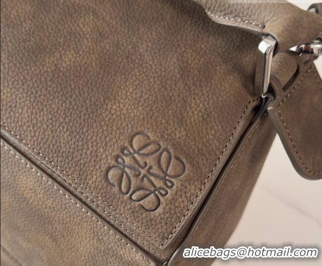 Trendy Design Loewe Large Puzzle Edge bag in grained nubuck 052446 Tundra 2026