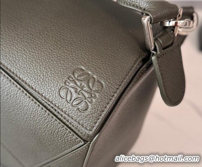 Spot Discount Loewe Large Puzzle Edge bag in soft grained calfskin 052446 Dark Olive 2026