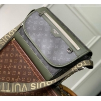 Well Crafted Louis Vuitton Courrier Messenger in Monogram Eclipse Canvas M28629 Black/Green 2026