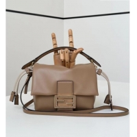 Pretty Style Fendi Mamma Baguette Small Bag in Nappa Leather 8677S Pale Brown 2026