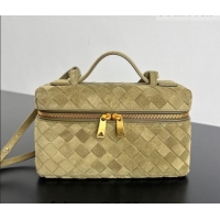 Inexpensive Bottega Veneta Bang Bang Vanity Case in Intrecciato Suede 789109 Oil Brown 2026