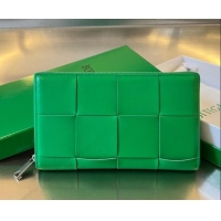 Discount Bottega Veneta Men's Cassette Zip Around Wallet in Intreccio Leather 814649 Parakeet Green 2026