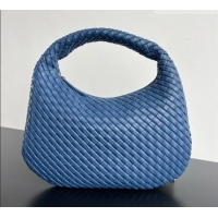 Trendy Design Bottega Veneta Medium Veneta Hobo Bag in Intrecciato Leather 856737 Blue 2026