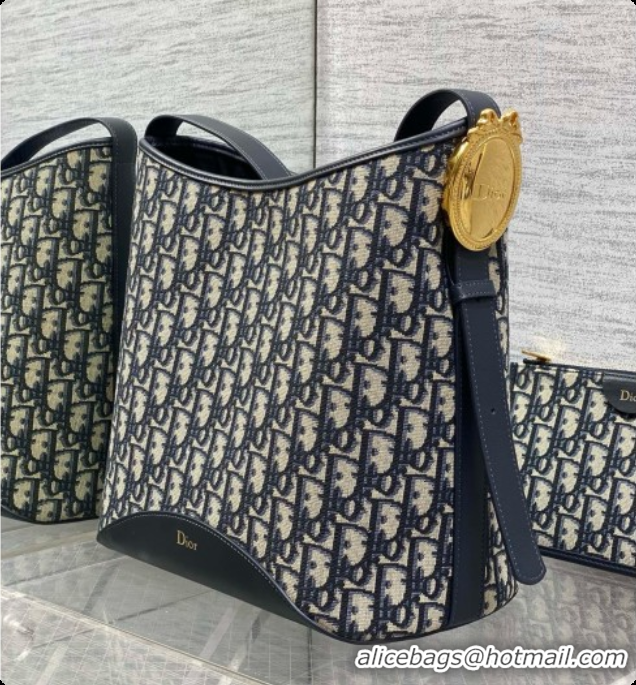Good Looking Dior Medium Dior Médaillon Bucket Bag in Blue Dior Oblique Jacquard 2026 6072541