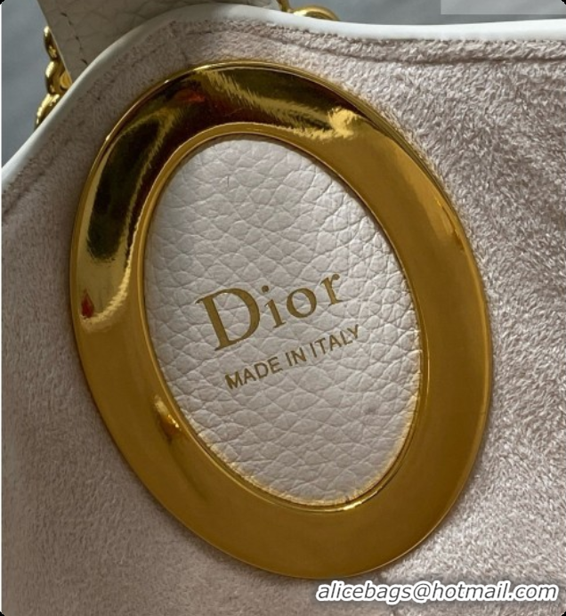 Good Product Dior Medium Dior Médaillon Bucket Bag in White Grained Calfskin 2026 6072543