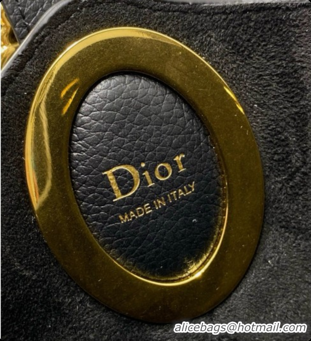Best Design Dior Medium Dior Médaillon Bucket Bag in Black Grained Calfskin 6072546 2026