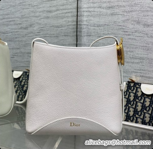 Pretty Style Dior Small Dior Médaillon Bucket Bag in White Grained Calfskin 6072554 2026