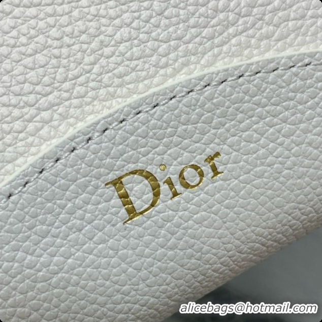 Pretty Style Dior Small Dior Médaillon Bucket Bag in White Grained Calfskin 6072554 2026