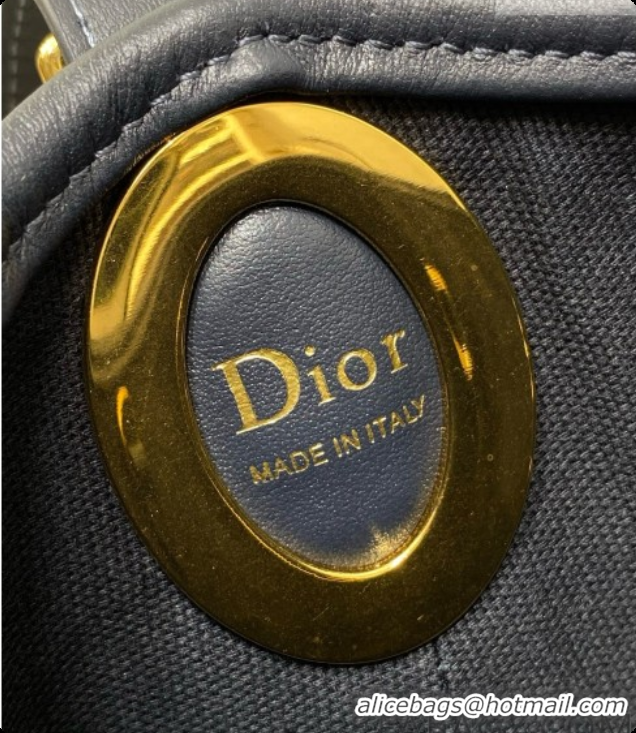 Best Quality Dior Small Dior Médaillon Bucket Bag in Blue Dior Oblique Jacquard 6072555 2026