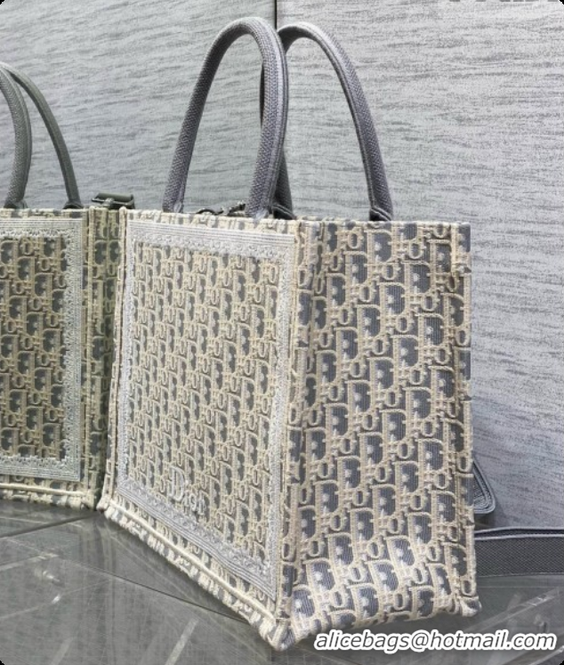 Pretty Style Dior Medium Dior Book Tote with Strap in Grey Dior Oblique Jacquard 6090235 2026