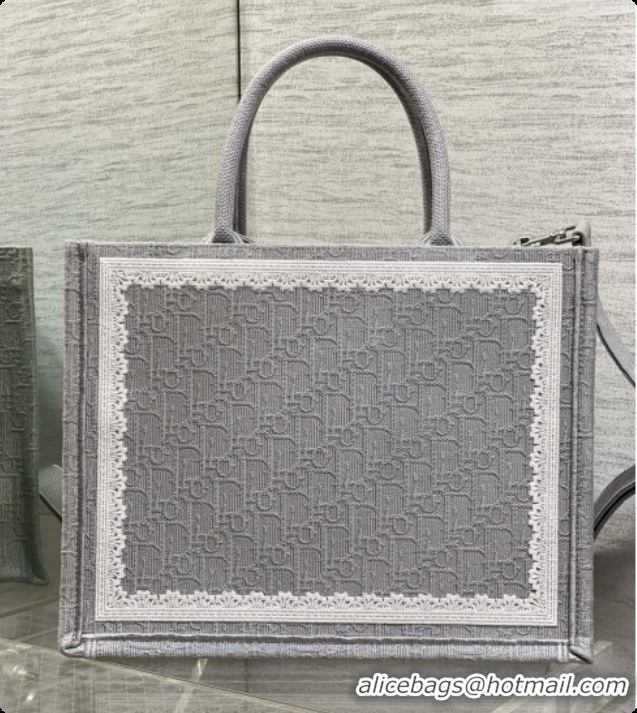 Sumptuous Dior Medium Dior Book Tote with Strap in Grey Dior Oblique Jacquard and Dior Médaillon 6090237 2026