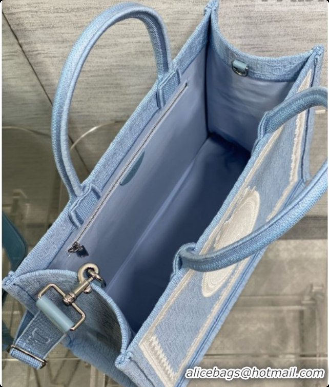 Good Quality Dior Medium Dior Book Tote with Strap in Blue Dior Oblique Jacquard and Dior Médaillon 6090242 2026