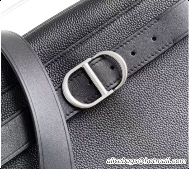 Hot Style Dior Normandie A5 Triangle Pouch in Black Grained Calfskin D090322 2026