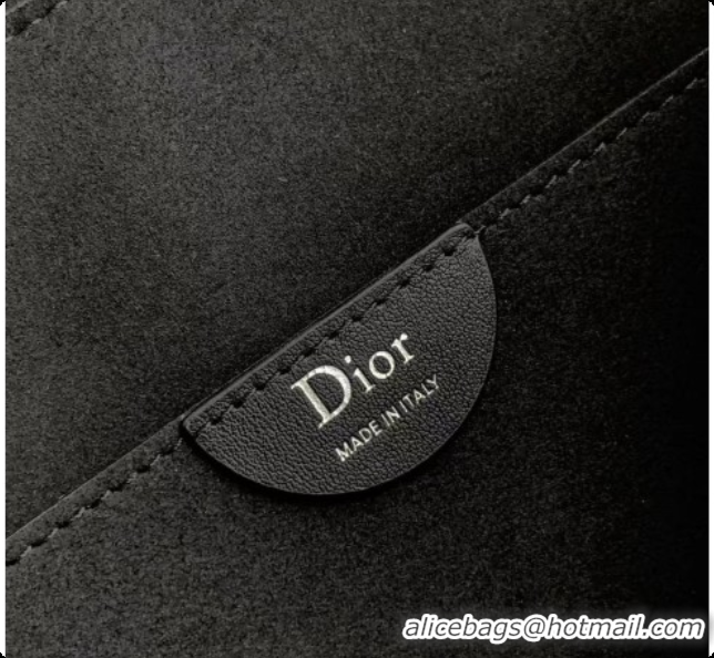 Hot Style Dior Normandie A5 Triangle Pouch in Black Grained Calfskin D090322 2026