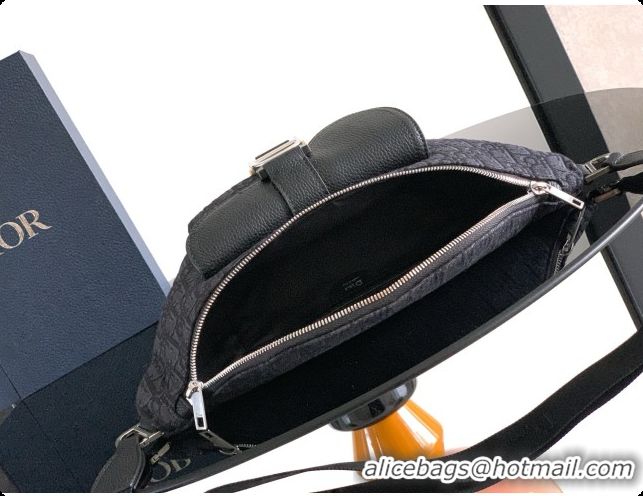 Sophisticated Dior Saddle Heritage Belt Bag in Oblique Jacquard with Black Grained Calfskin D090324 2026