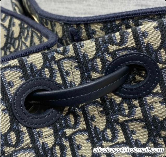 Trendy Design Dior Small Dior Promenade Shopping Bag in Blue Dior Oblique Jacquard D090340 2026