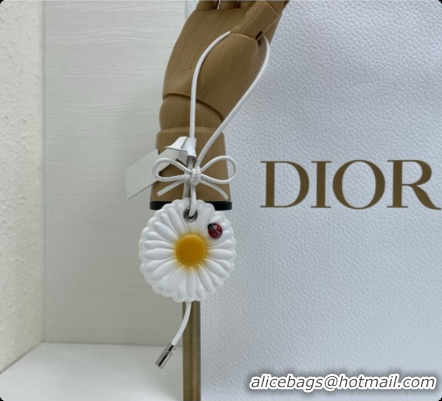 Good Product Dior Daisy Bag Charm in Yellow and White Calfskin D090342 2026