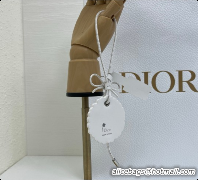 Good Product Dior Daisy Bag Charm in Yellow and White Calfskin D090342 2026