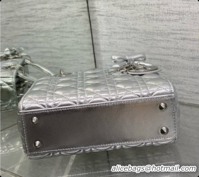 Popular Style Dior Small Lady Bag in Cannage Lambskin with Bow D090349 Silver 2026
