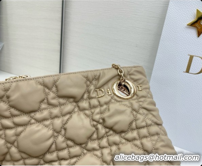 Pretty Style Dior Medium Dior Milly-La-Forêt Bag in Puffy Macrocannage Calfskin D090417 Beige 2026
