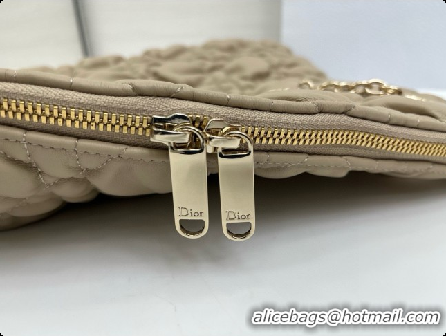 Pretty Style Dior Medium Dior Milly-La-Forêt Bag in Puffy Macrocannage Calfskin D090417 Beige 2026