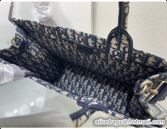Best Price Dior Medium Dior Book Tote with Strap in Blue Dior Oblique Jacquard and Embroidered Dior Médaillon D100748 20