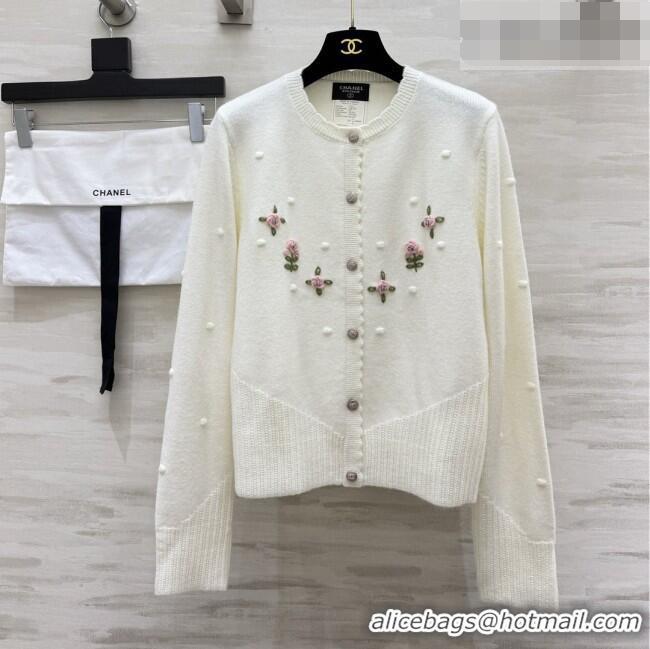Famous Brand Chanel Cardigan CH100130 White 2026