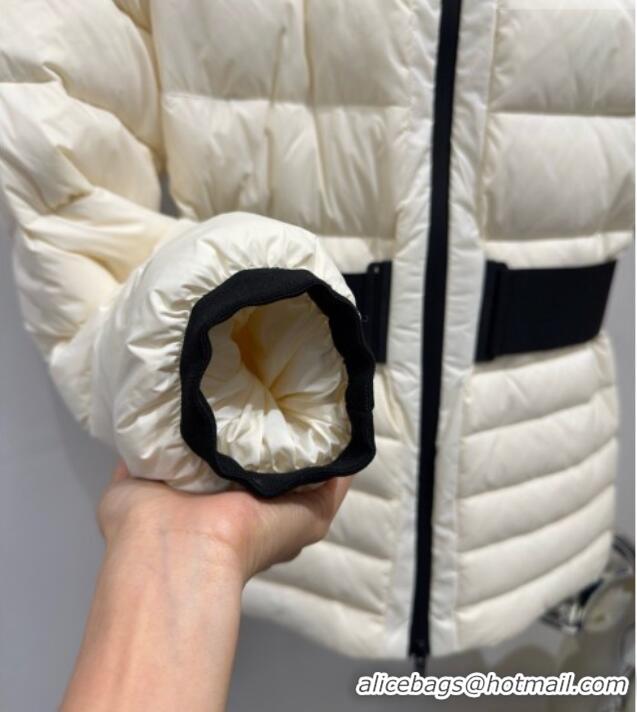 Best Price Moncler Magnolia Down Jacket M100645 White 2026