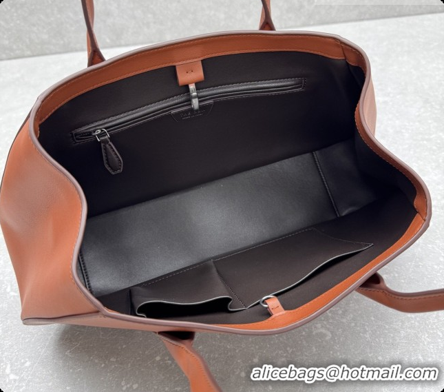 Best Quality The Row Alger Shoulder Bag in Smooth Leather 1842 Caramel 2026