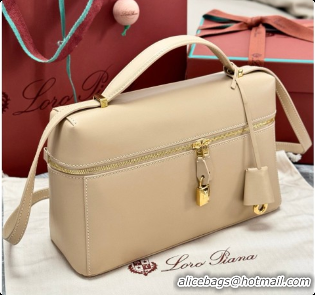 Stylish Loro Piana LP Extra Bag L27 in Smooth Leather Light Mastic 2026 FAO3001