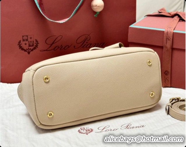 New Style Loro Piana LP Small Needle bag in Grained Leather Light Mastic 2026 0408080