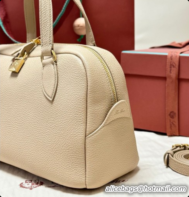 New Style Loro Piana LP Small Needle bag in Grained Leather Light Mastic 2026 0408080
