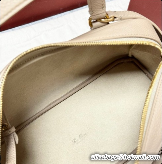 New Style Loro Piana LP Small Needle bag in Grained Leather Light Mastic 2026 0408080