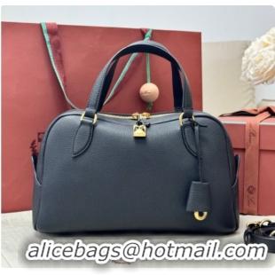 Trendy Design Loro Piana LP Small Needle bag in Grained Leather Black 2026 0408078