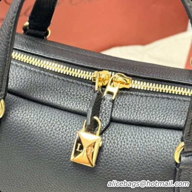 Trendy Design Loro Piana LP Small Needle bag in Grained Leather Black 2026 0408078