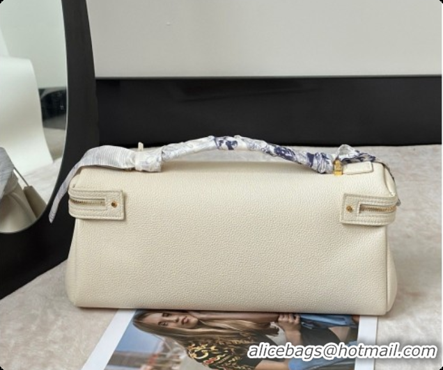 Feminine Loro Piana Extra Softy Bag L33 in Grained Calfskin 8813 White 2026