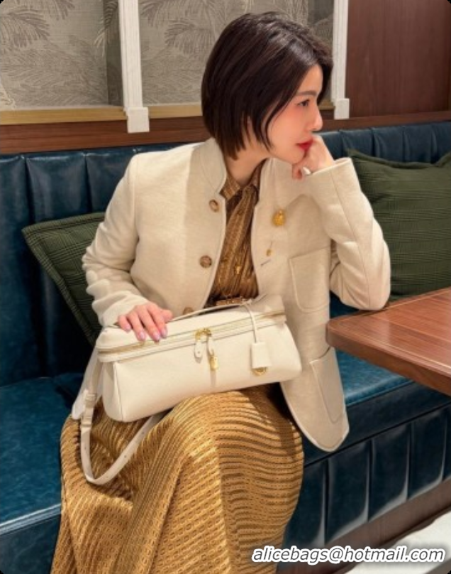 Feminine Loro Piana Extra Softy Bag L33 in Grained Calfskin 8813 White 2026