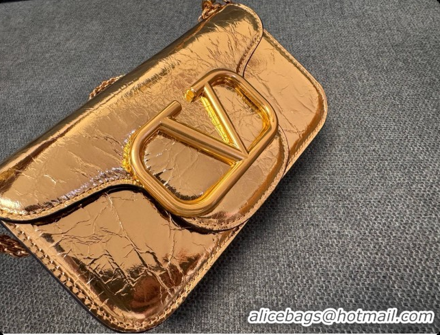 Unique Grade Valentino Small Loco Shoulder Bag in Wrinkle Calfskin 1133S Gold 2026