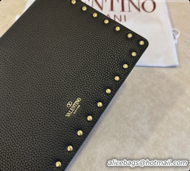 Low Price Valentino Rockstud Grainy Calfskin Pouch 1139 Black 02 2026