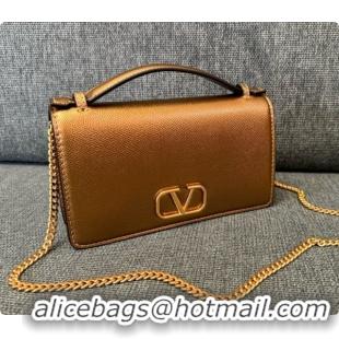 Top Grade Valentino VLogo Signature Grainy Calfskin Wallet With Chain 2068 Gold 2026