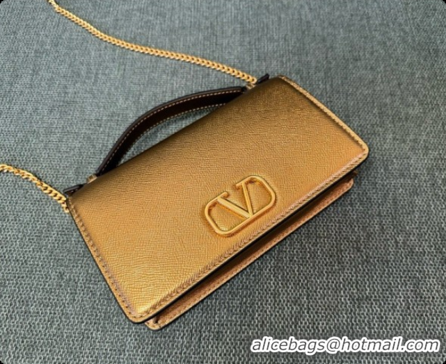 Top Grade Valentino VLogo Signature Grainy Calfskin Wallet With Chain 2068 Gold 2026