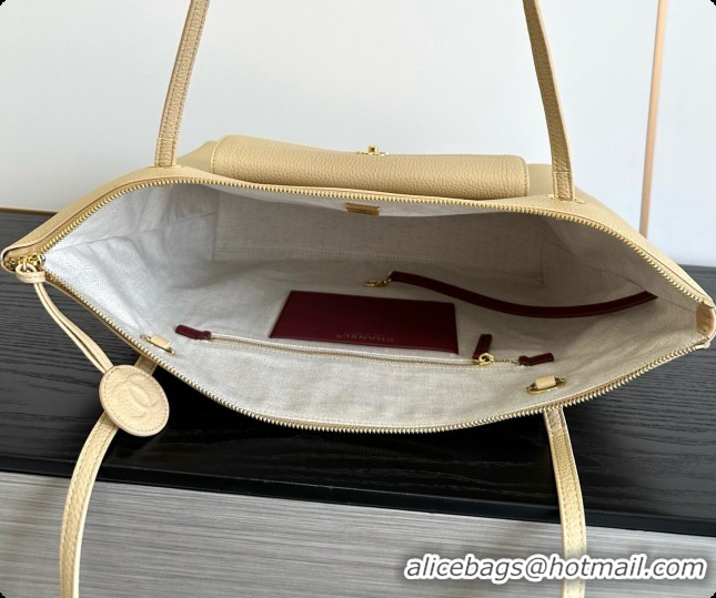 Grade Chanel Tote Bag with Pocket in Grained Calfskin AS6483 Apricot 2026