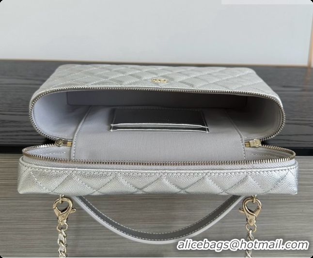 Good Quality Chanel Vanity with Chain in Quilted Grained Calfskin CH100811 Silver 2026 