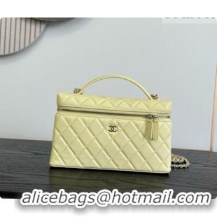 Pretty Style Chanel Vanity with Chain in Quilted Grained Calfskin CH100812 Yellow 2026 