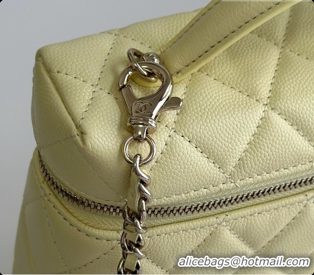Chanel Vanity with Chain in Quilted Grained Calfskin CH100802 Yellow 2026
