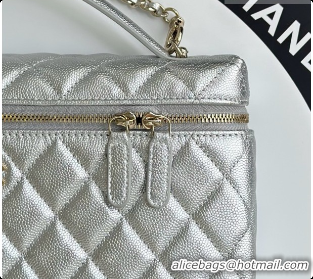 Best Grade Chanel Vanity with Chain in Quilted Grained Calfskin CH100804 Silver 2026