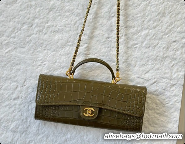 Charming Chanel Clutch with Chain in Crocodile Pattern Calfskin AP5280 Green 2026