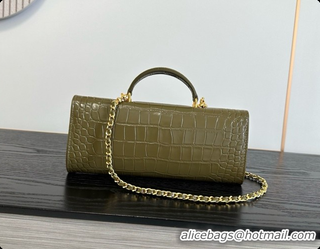 Charming Chanel Clutch with Chain in Crocodile Pattern Calfskin AP5280 Green 2026